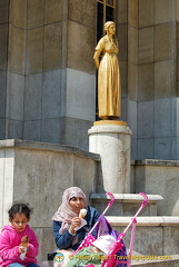 Enjoying ice-cream at the Palais de Chaillot